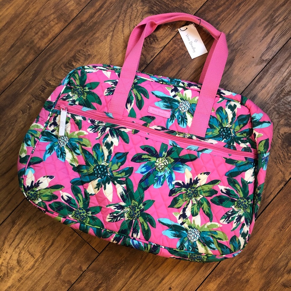 NWT Vera Bradley Medium Traveler Bag
